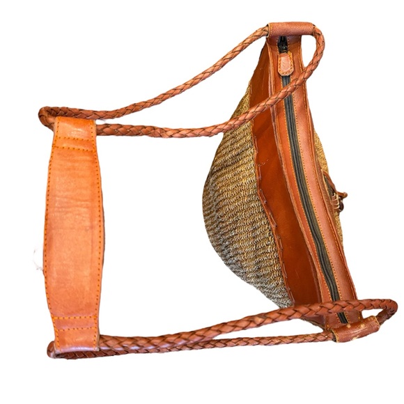 🔴Handmade Vintage Bucket Bag, Leather and Woven Sisal, Made in Indonesia - Picture 9 of 10